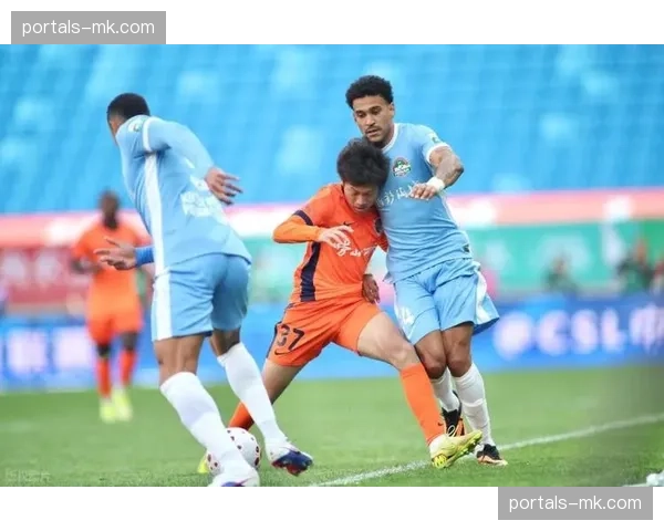 青岛海牛牟鹏飞零封河南 间歇期调整后防线稳定性提升