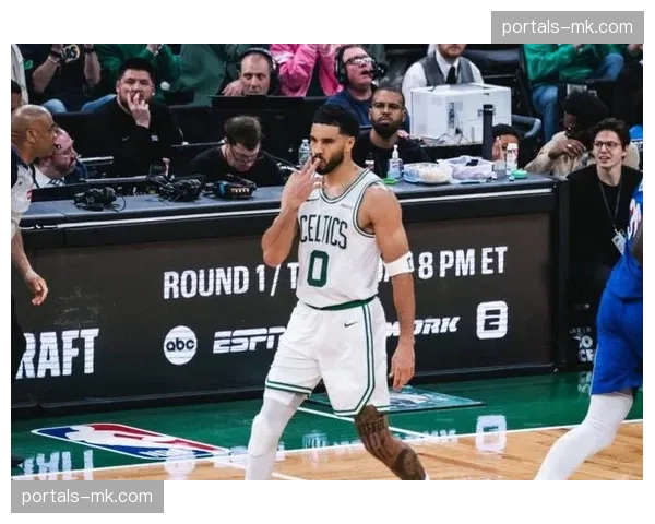 凯尔特人首战32分大胜76人 创队史季后赛最大胜分差